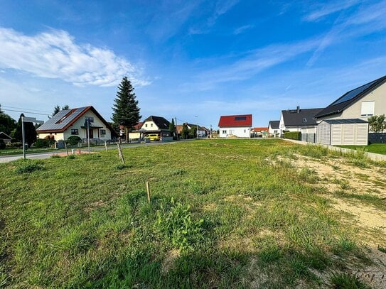 +++Ihr Traumhaus wartet! -Eines der letzten Baugrundstücke in schöner Siedlungslage von Thiendorf+++