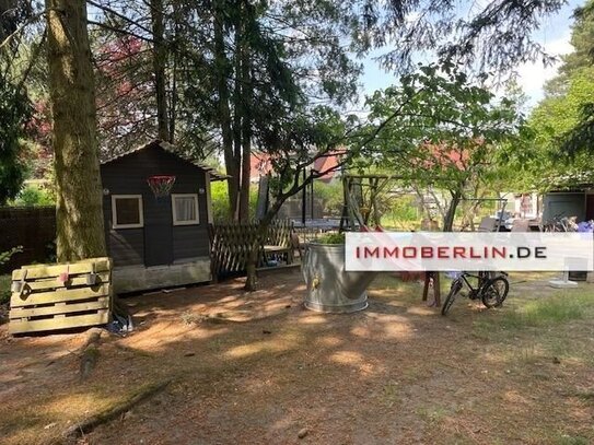 IMMOBERLIN.DE - Herrliches Baugrundstück am Waldrand nahe Wandlitzer See