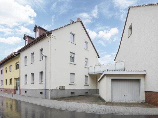 Familienschatz - einzigartiges Wohnerlebnis mit Altbau-Charme!