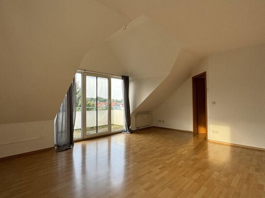 Wunderschöne helle 2,5-Zimmer-Wohnung mit Balkon in Schwenningen - Zentrumsnah und ruhig gelegen!