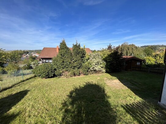 Familienglück - Doppelhaushälfte in ruhiger Wohnsiedlung mit Garten