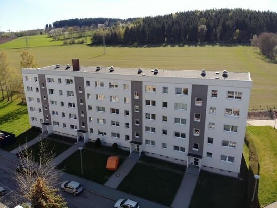 Schöne Drei-Raum Wohnung mit Balkon in ruhiger Lage Schwarzenberg-Heide zu vermieten!