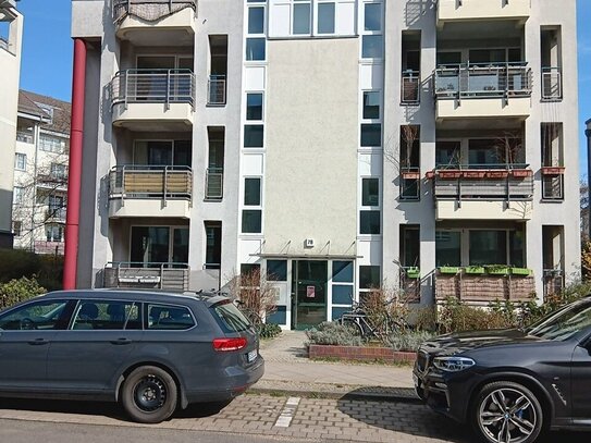 BERLIN. Französisch Buchholz. Ein IN-Stadtteil mit viel Potenzial / 71 m² im 2. OG mit Süd/Westbalkon