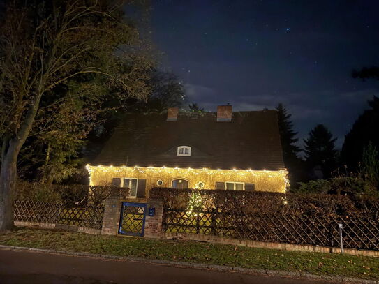 Potsdam OT Neu Fahrland ! Landhausvilla auf parkähnlichem Grundstück in sehr ruhiger Lage !