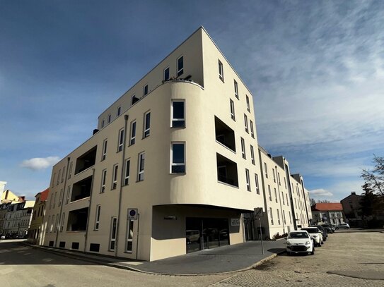 Exklusives Wohnen auf zwei Etagen: 3-Zimmer Maisonettewohnung mit traumhaften Ausblick zu vermieten