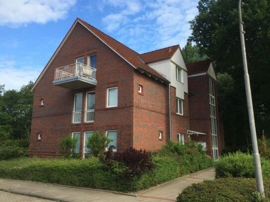 Sehr schöne 2-Zimmer-Wohnung (2. OG; Dachgeschoss) in zentraler Lage von Harsefeld