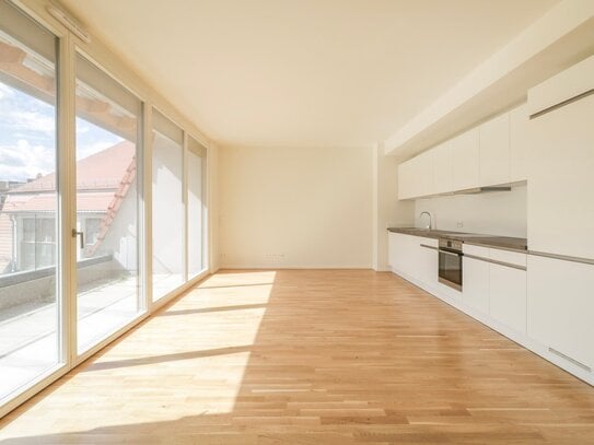 Stilvolle 4-Zi.-Wohnung in Erstbezug: 12m², Balkon, Gästebad, moderne EBK, 5. OG mit Aufzug