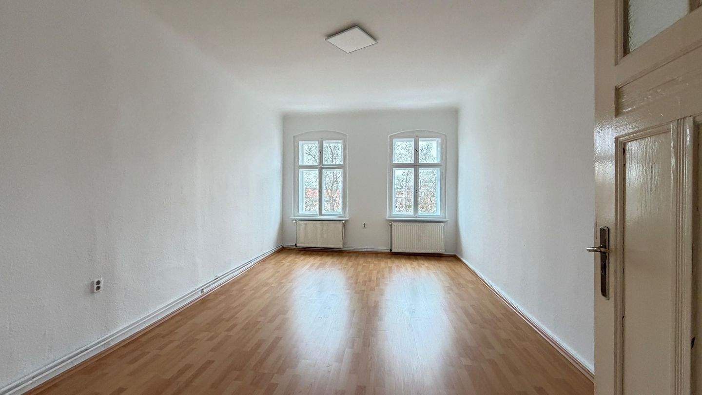 Teilgewerbliche Vermietung! Zweiraumwohnung mit Einbauküche ! - Foto 1