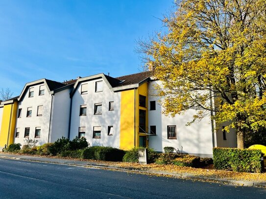 Schöne 2-Zimmer-Wohnung mit Balkon und Garage