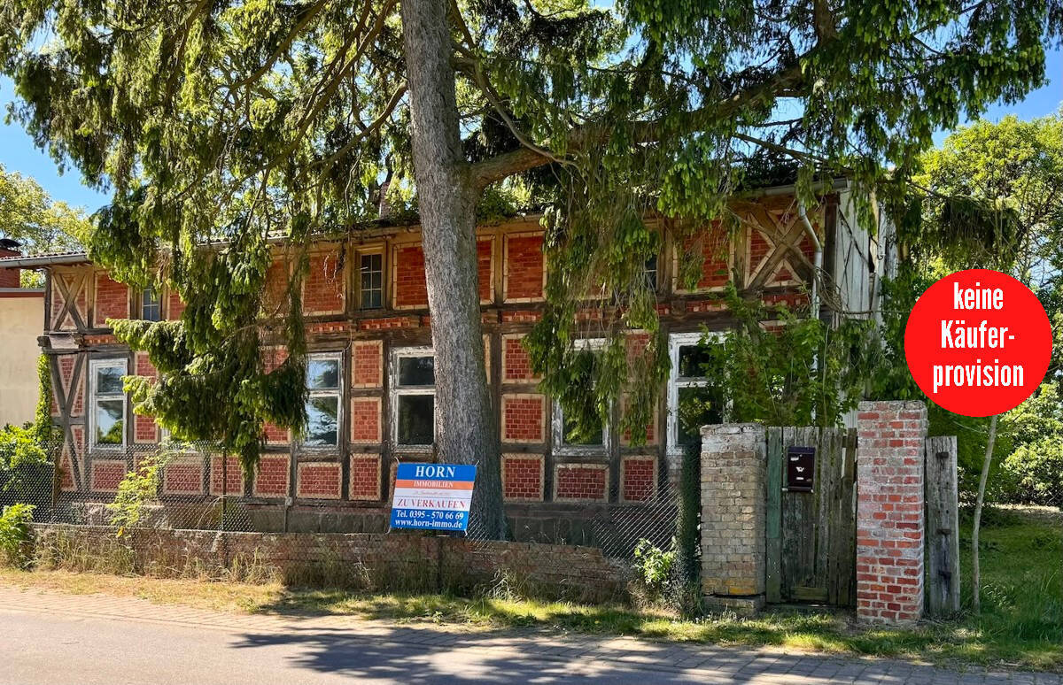 HORN IMMOBILIEN ++ RESERVIERT++denkmalgeschütztes Fachwerkhaus in Bergholz bei Löcknitz