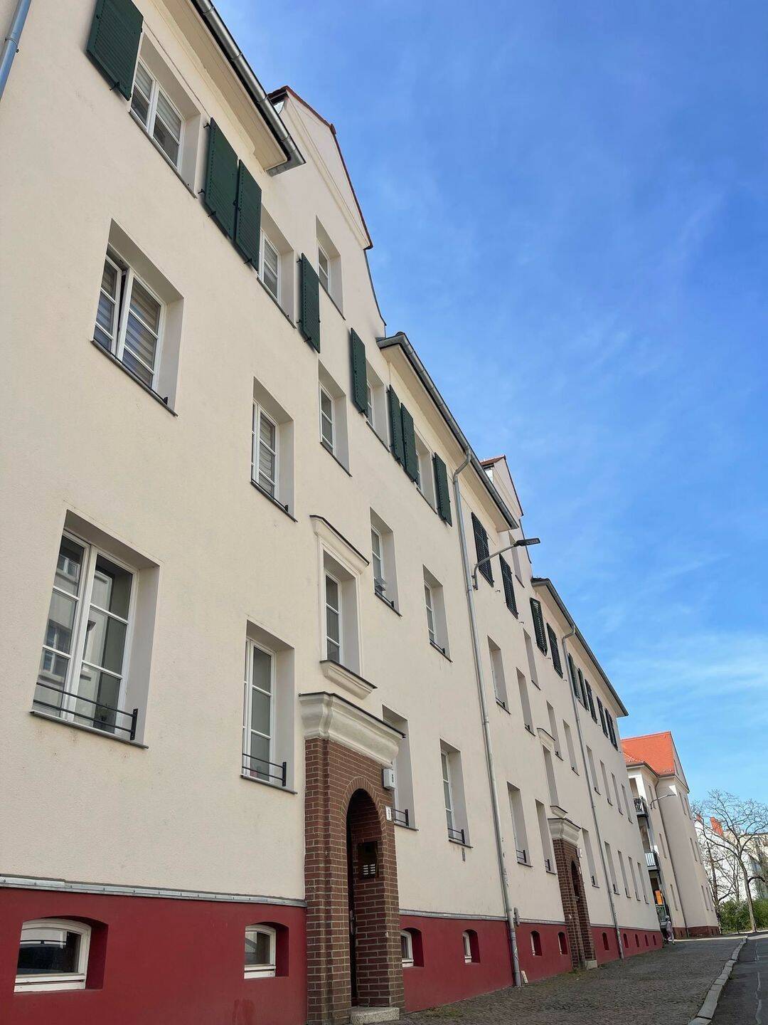 ***EXKLUSIVE 2-RAUMWOHNUNG IN PERFEKTER LAGE - PARKETT- BALKON -FUBOHEIZUNG***