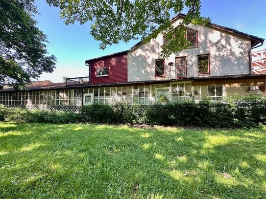 Mehrfamilienhaus Mehrgenerationenhaus mit schönem Innenhof idylisch am Dorfener Stadtpark gelegen