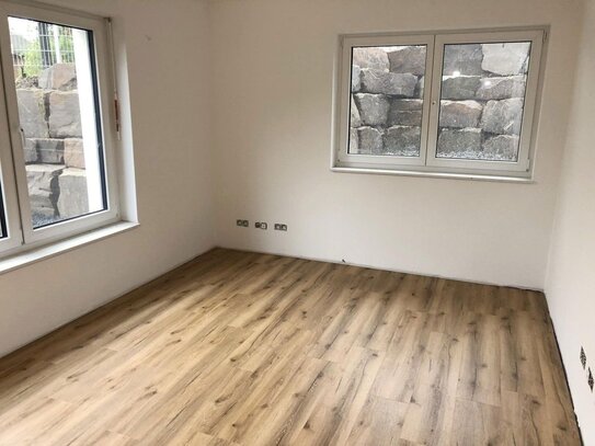 Ihr neues Zuhause in Seelscheid! Lichtdurchflutetes Appartement auf 68 m² *Erstbezug*!