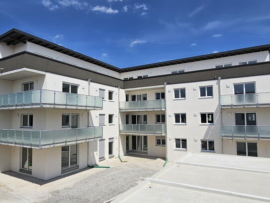 Neubau! 2- Zi.-Terrassenwohnung Wohnanlage Ellmosener Wies, am Ortsrand von Bad Aibling