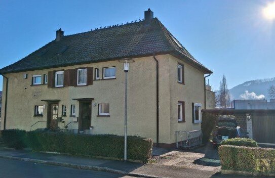 Geräumige, preiswerte 6-Raum-Doppelhaushälfte in Bad Säckingen