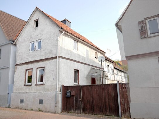 Projektentwickler? Handwerker? - Haus mit großem Grundstück in Wölfersheim !