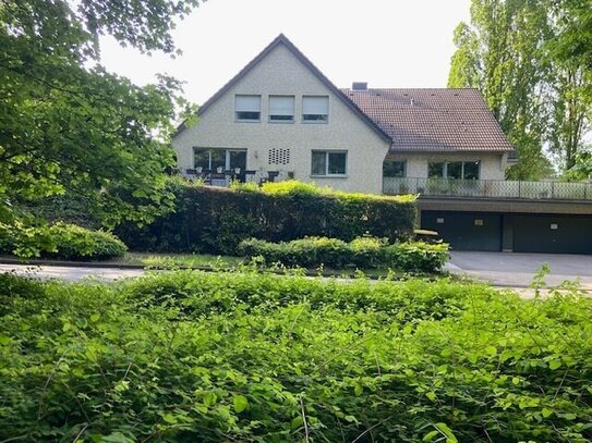 Repräsentative Gartenwohnung in exklusivem Aachener Villenviertel - Ronheide