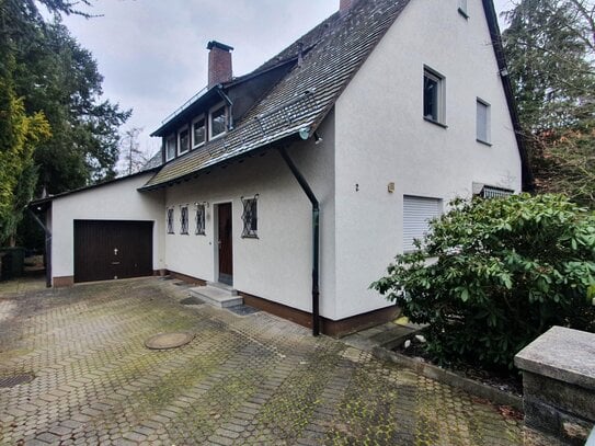 Einfamilienhaus mit Garage in Toplage in Schwaig