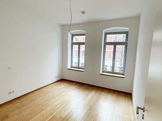 2-Raum-Wohnung mit Einbauküche, Balkon und Aufzug!