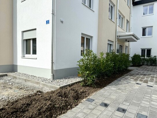 *** Provisionsfrei *** Traumhafte 2-Zimmer-Gartenwohnung mit herrlicher Süd-Terrasse in Traunstein