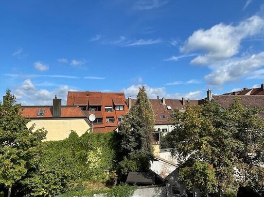 Sehr helle 2 Zi.-Neubau-Maisonette mit Dachterrasse und Balkon! Nähe Schlossgarten!