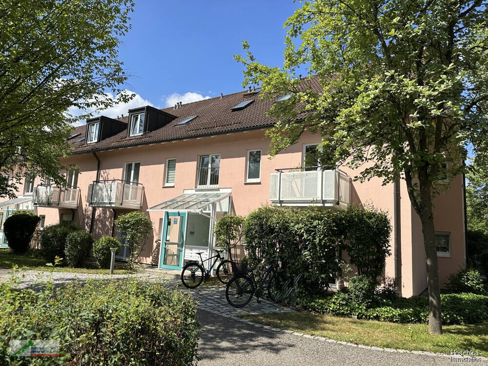 VB! Helle 2 Zi. Dachterrassen-ETW mit TG in ruhiger Lage von Großhadern. VERMIETET!