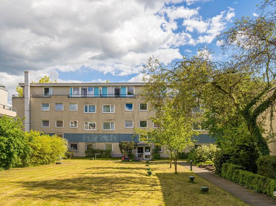 Großzügige 2,5-Zimmer Wohnung in zentraler Lage von Wedel