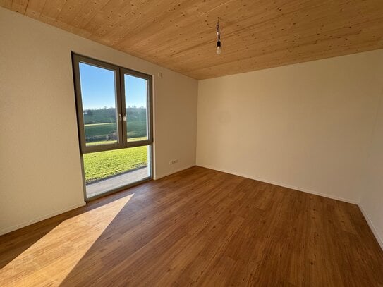 2,5 Zimmer Erstbezug barrierefrei mit Balkon und herrlichem Blick übers Welland