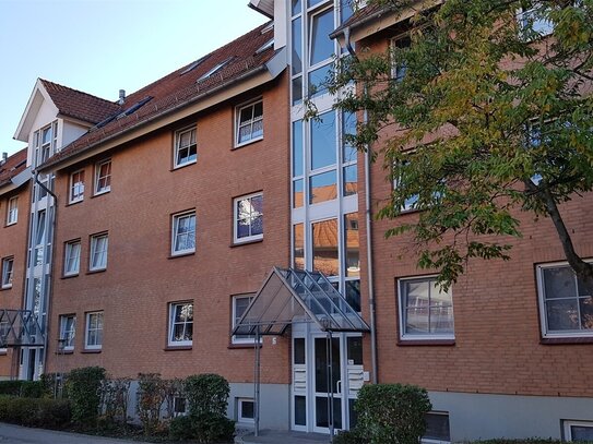 Schöne 2- Raumwohnung mit Balkon zu vermieten!