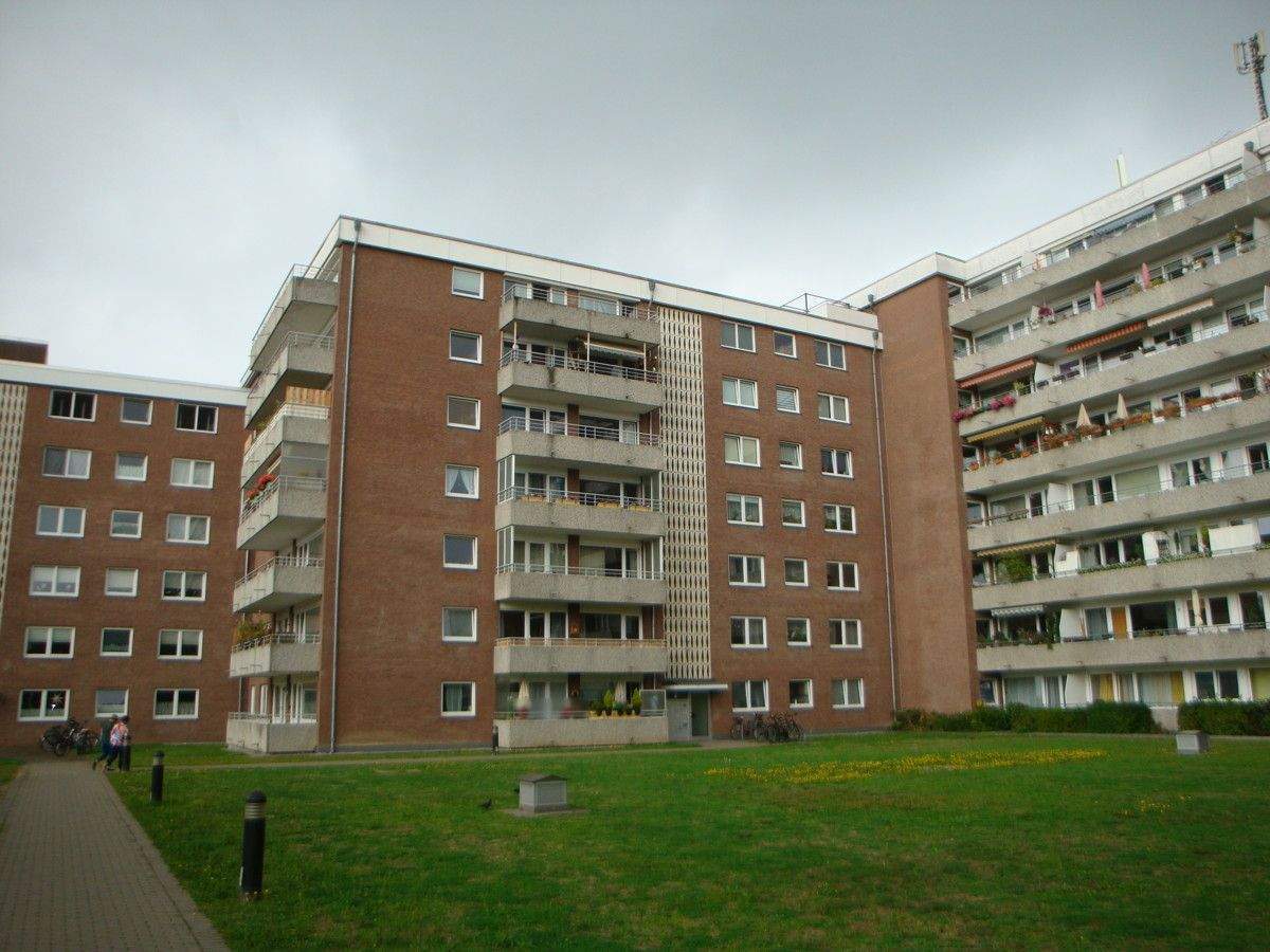 Immobilie in Lübeck - 2-Zi.-Eigentumswohnung mit Balkon und Fahrstuhl in Lübeck-St. Jürgen (Nähe Uni) - Bild 0