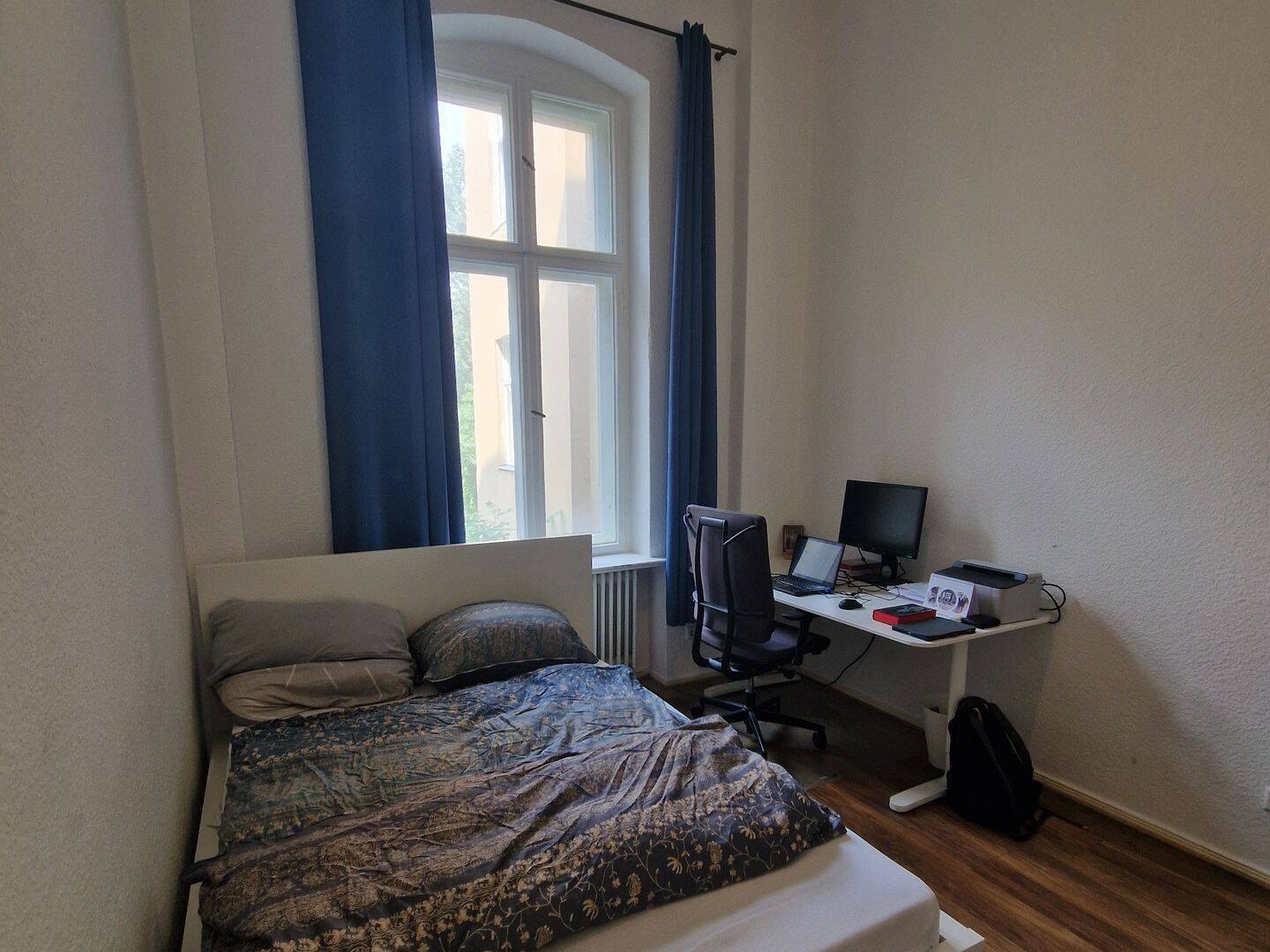 Wunderschöne, möblierte 2-Zimmer-Altbauwohnung in Wilmersdorf in Hinterhoflage, 1 Min. zur U-Bahn (U7) - Photo 1