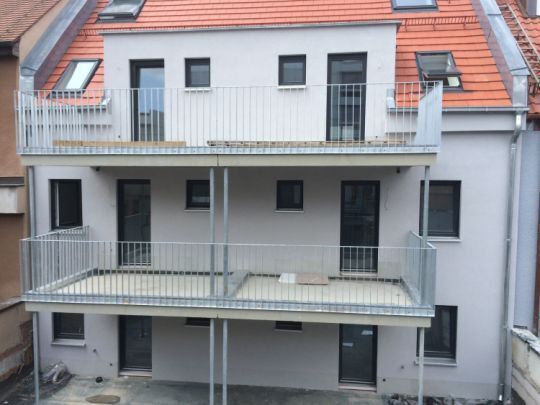 3 Zimmer-Whg - Neubau mit Balkon & Küche