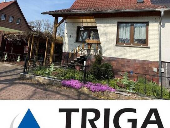 Doppelhaushälfte in ruhiger Dorflage von Holbach mit viel Grün!