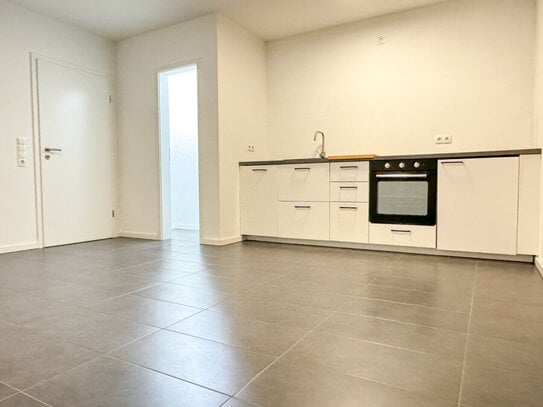 Neuwertige 2ZKB Erdgeschosswohnung in schöner Lage mit Stellplatz