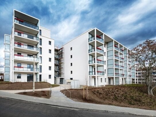 Sonnige 2-Raum-Wohnung mit Balkon zu vermieten!