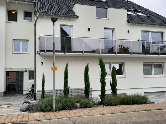 Exclusive 5-Zimmer Wohnung mit Garten und Terrasse