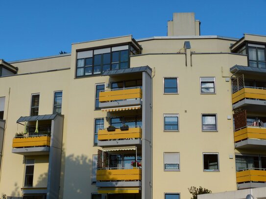 Großzügige, helle 2-Zimmer-Wohnung in Fürth Ronhof