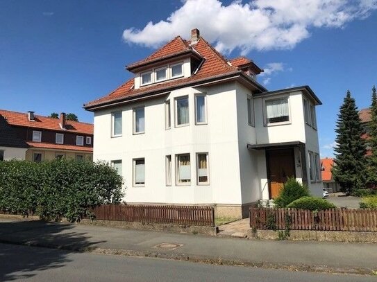 Charmantes, freistehendes Ein- bis Zweifamilienhaus direkt in Langelsheim...