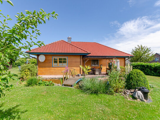 Gepflegter Bungalow auf traumhaftem Grundstück