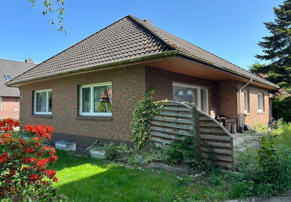 Real Estate Title Image Background