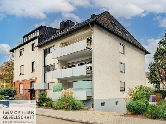 Beste Lage: Wohnung mit Südbalkon in Rheinnähe