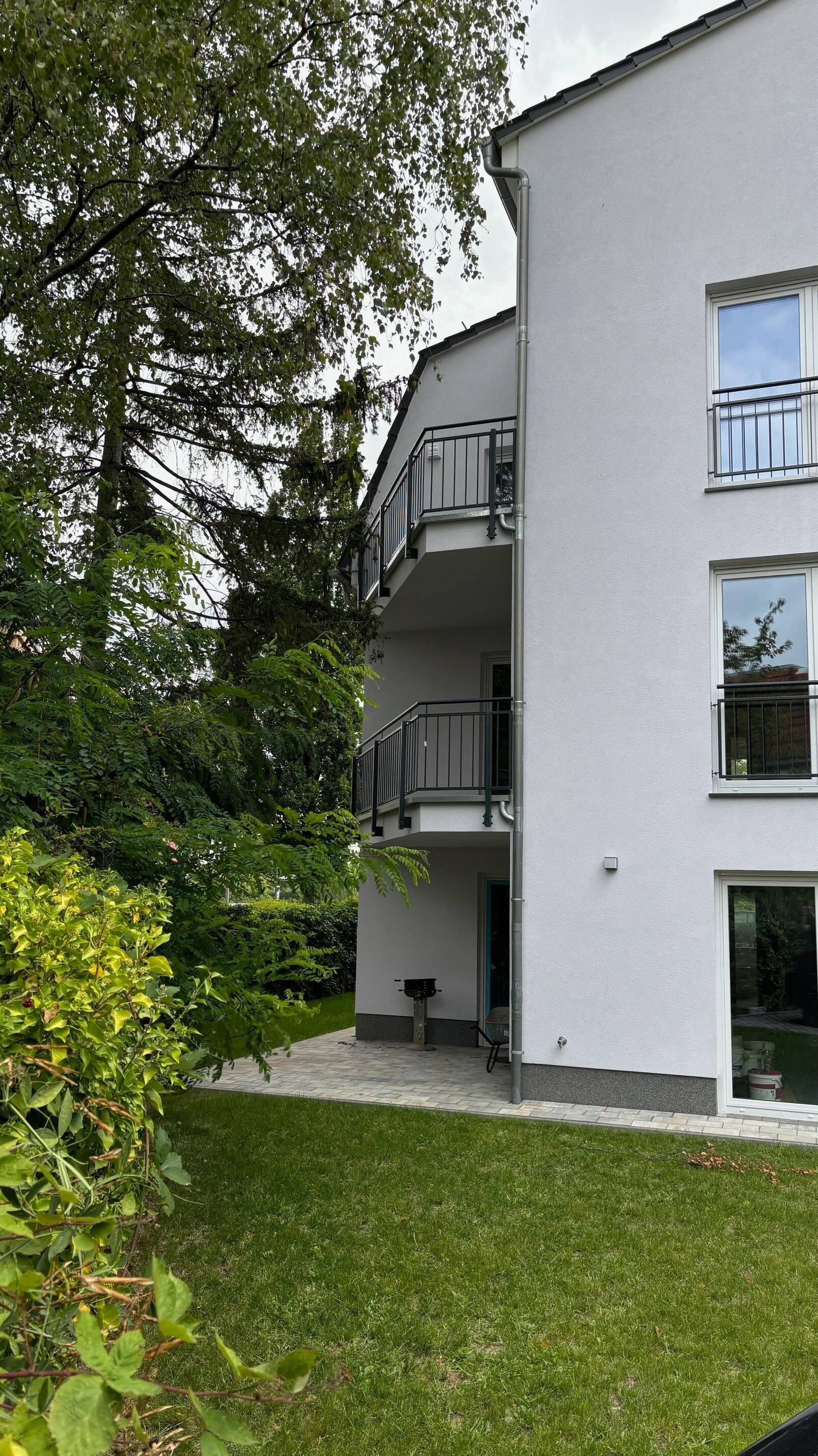 Wohnung im EG mit überdachter Terrasse - Foto 1