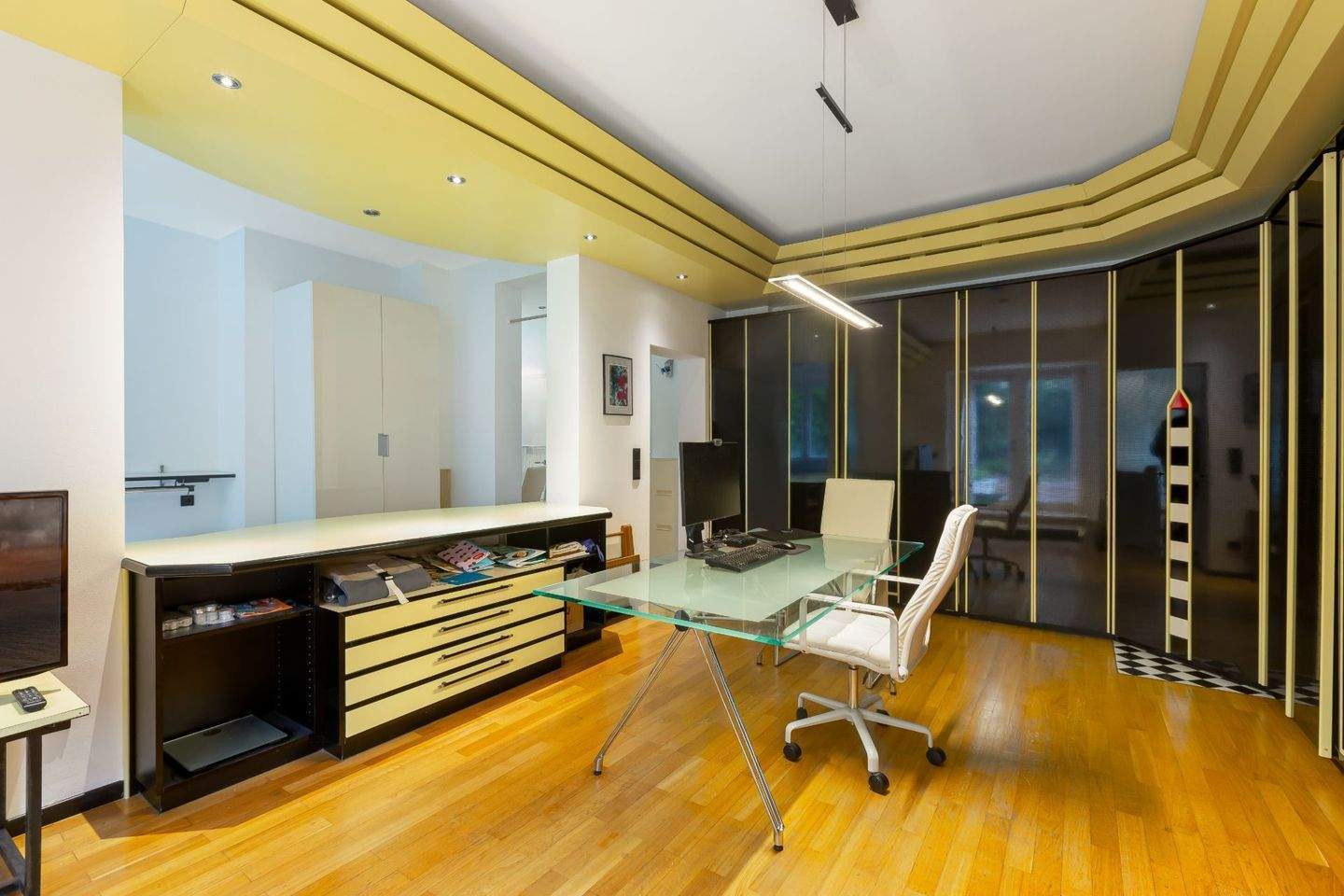 Ruhig wohnen im grünen Herzen von Pempelfort - möblierte Wohnung im Erdgeschoss