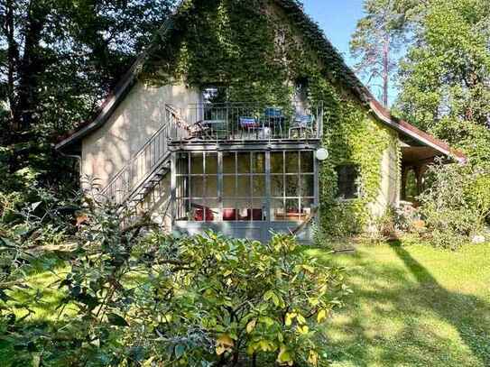 Ferienhaus mit -bungalow am See und im Wald, eine Stunde von Berlin mit Bahn und Rad