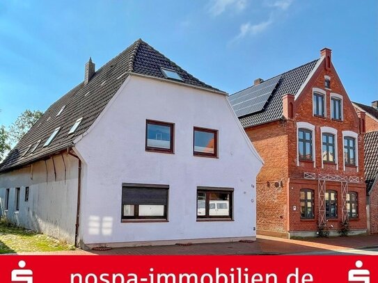 Wohnhaus mit 3 Wohneinheiten nahe dem Tönninger Hafen