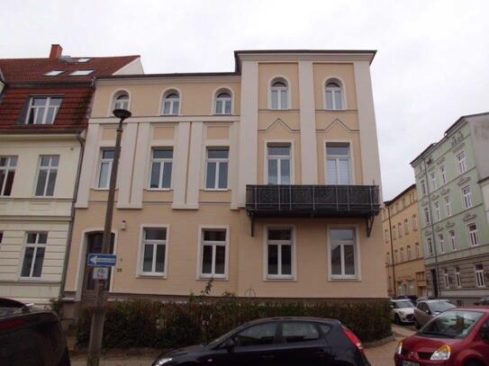 Schöne 3-Zimmer-Wohnung in der Steinstraße mit Balkon zum Innenhof