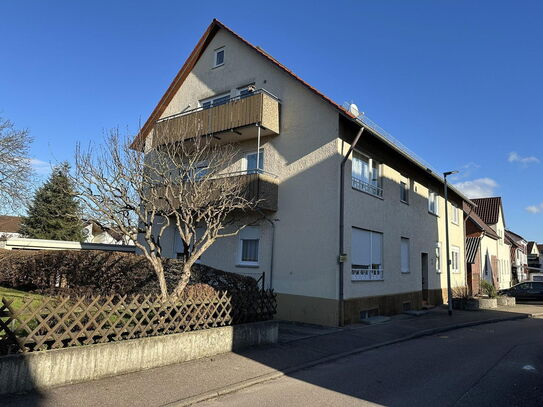 Charmante 3,5 Zi.-Wohnung in zentraler Lage in Tamm - inkl. Balkon und Stellplatz