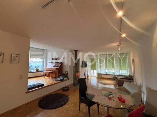 Exklusive Penthouse-Wohnung mit Terrasse und Sauna in zentraler Lage