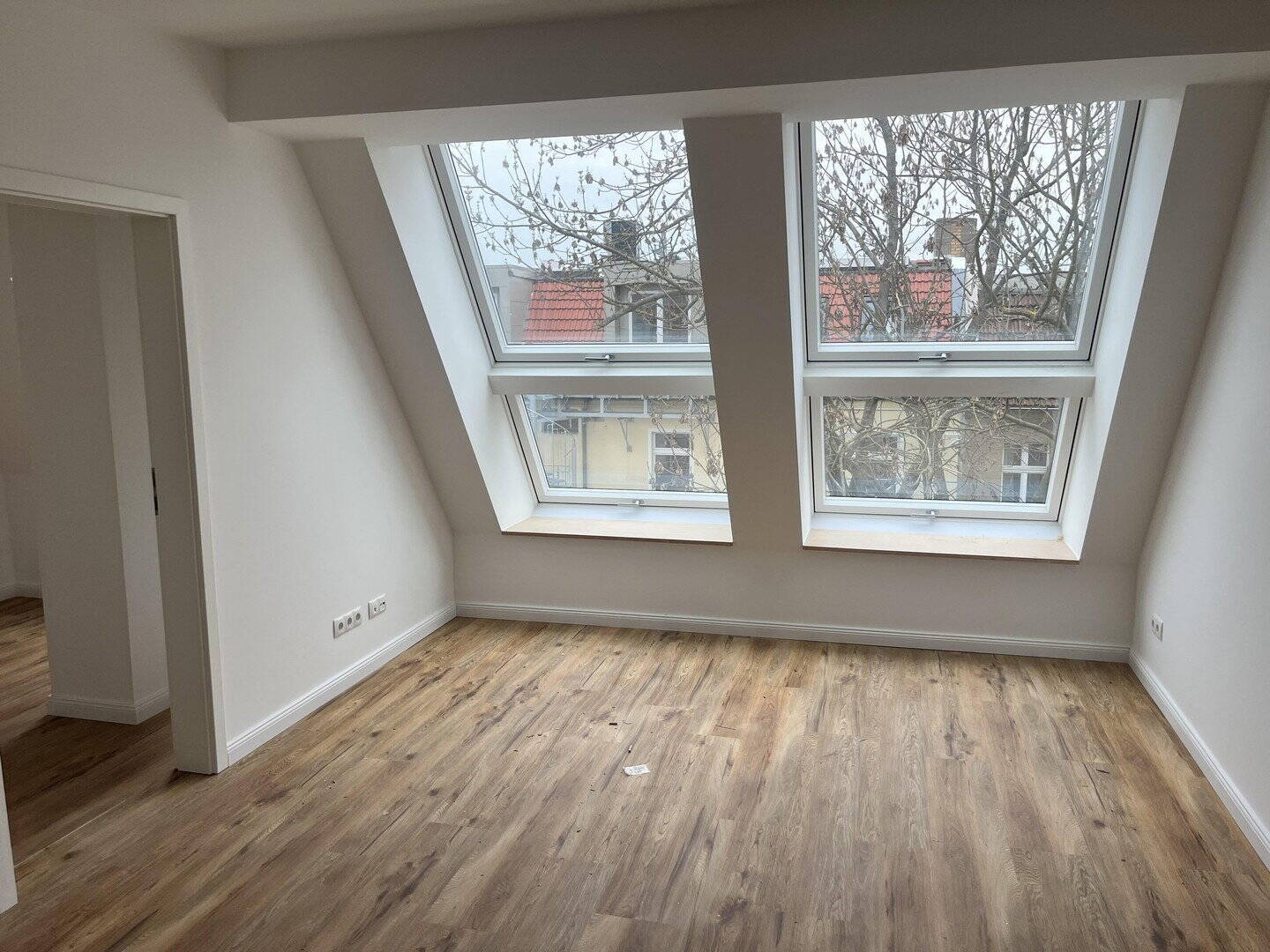 Dachgeschosswohnung Dietzgenstraße 93 - Foto 1