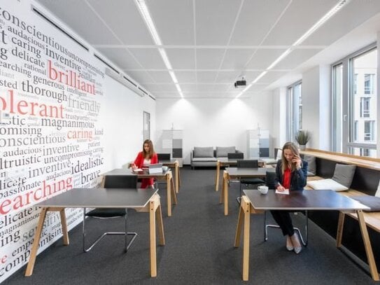 All-inclusive-Zugang zu Coworking-Bereichen in Regus Altezza